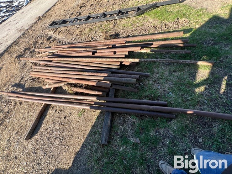 pallet-of-2-2.5"-pipe-image-6