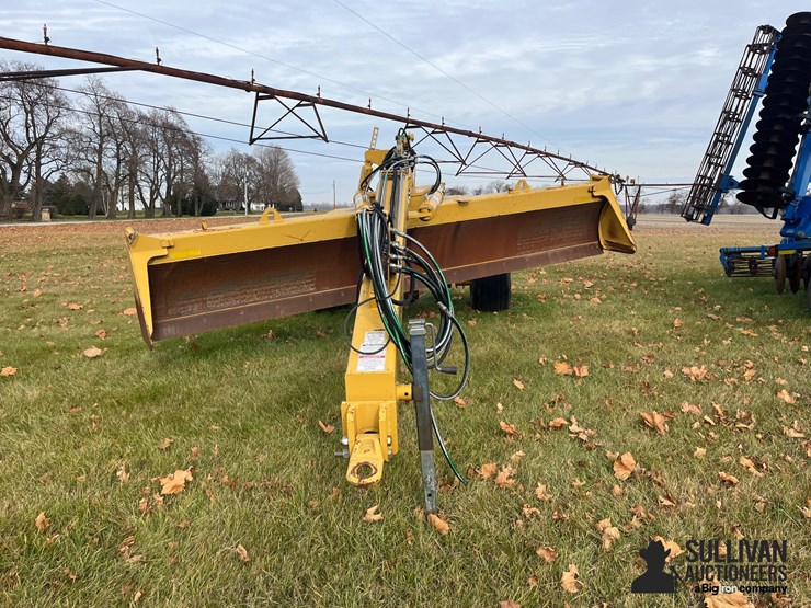 2017-landoll-1632rs-rear-steer-pull-type-grader-image-2