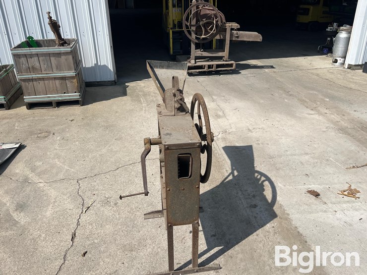 corn-sheller-image-6