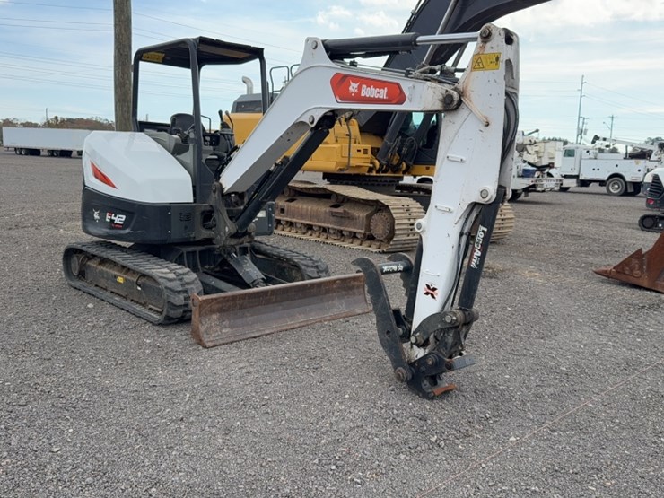 2020-bobcat-e42-image-3