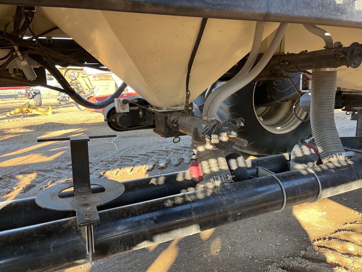 2016-bourgault-3320-66-image-112