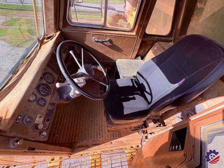 1990-caterpillar-769c-image-73