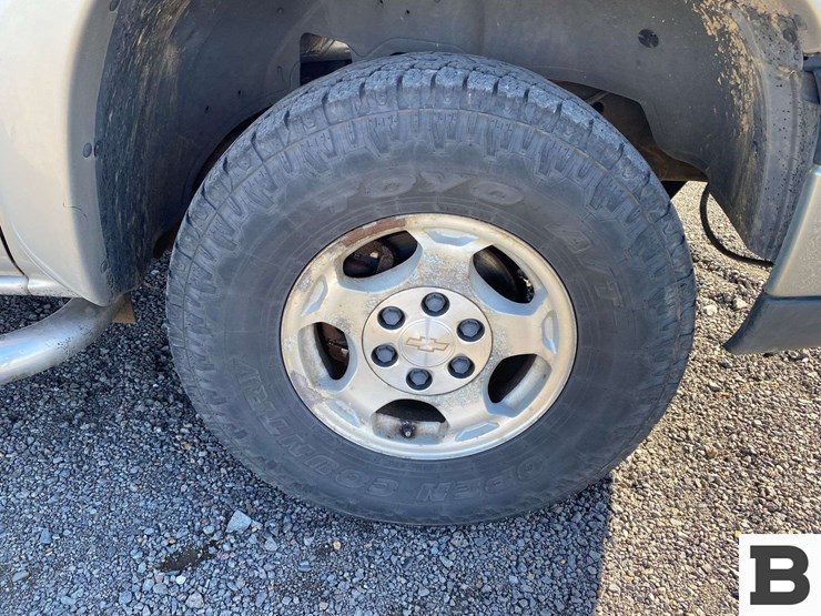 2004-chevrolet-silverado-1500-image-22