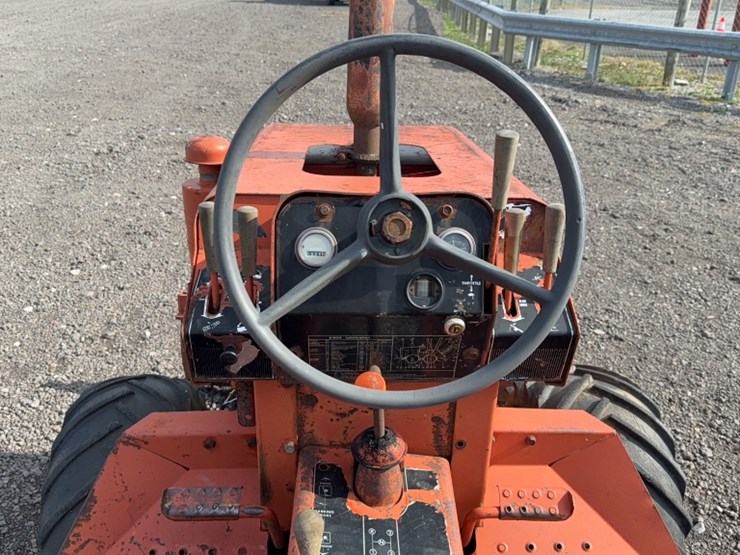 ditch-witch-2300-image-13