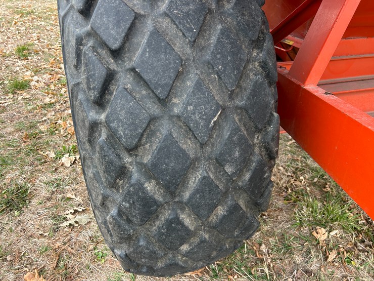 #96-•-kilbros-590-grain-cart-image-15