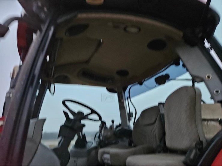 case-ih-mxu100-image-24