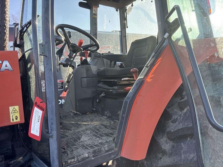 kubota-m105s-image-13