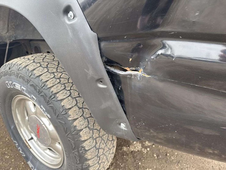 2001-gmc-sierra-1500-image-16