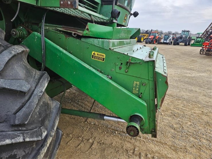 john-deere-8820-image-14