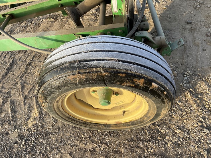 #1444-•-john-deere-pull-type-sickle-mower-(arcadia,-wi)-image-11