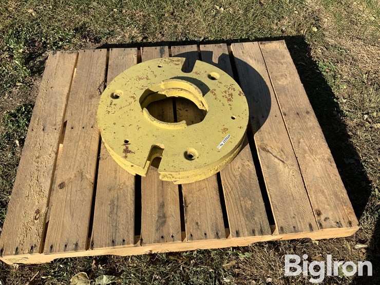 john-deere-2520-image-4