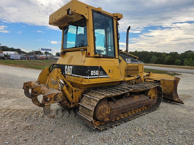 2002-caterpillar-d5g-xl-image-13