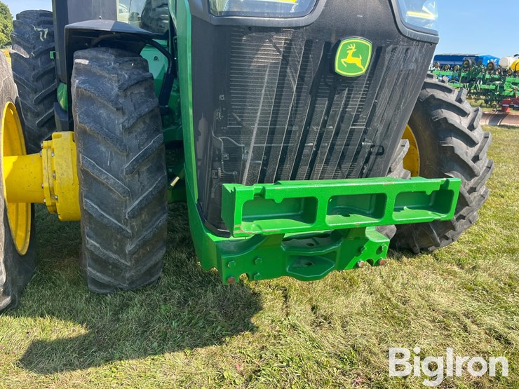 2020-john-deere-8r-340-image-16