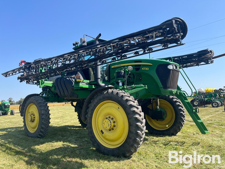 2010-john-deere-4730-image-3