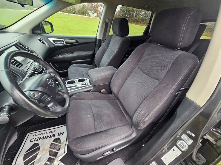 2013-nissan-pathfinder-image-29