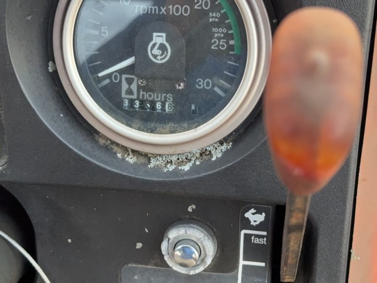 #3054-•-allis-chalmers-6080-tractor-image-18