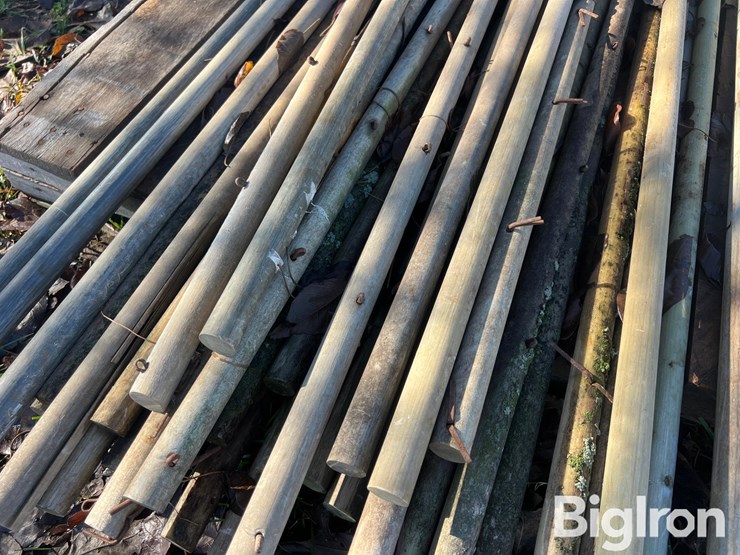 fiberglass-6'-electric-fence-posts-image-13