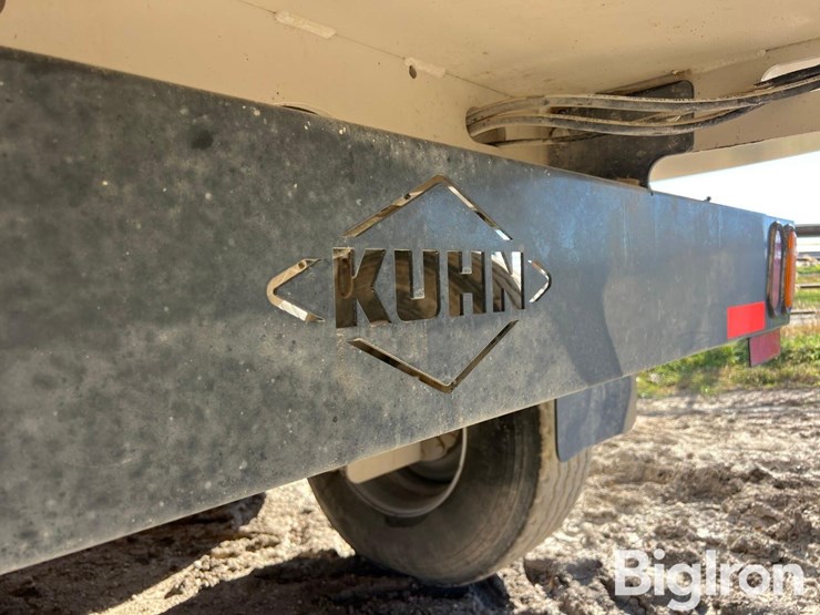 kuhn-knight-vertical-maxx-vtc280-tmr-mixer-wagon-image-13