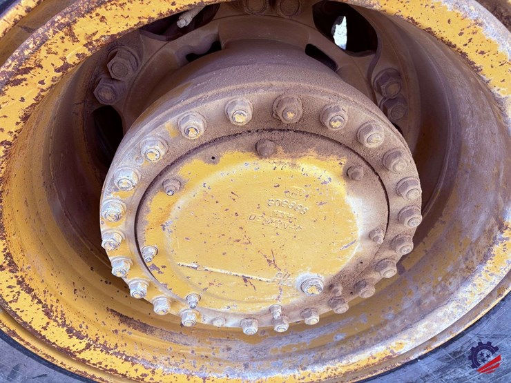 1990-caterpillar-769c-image-22