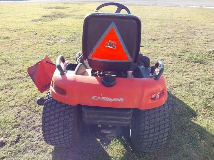 simpliity-legacy-lawn-tractor-60"-image-5