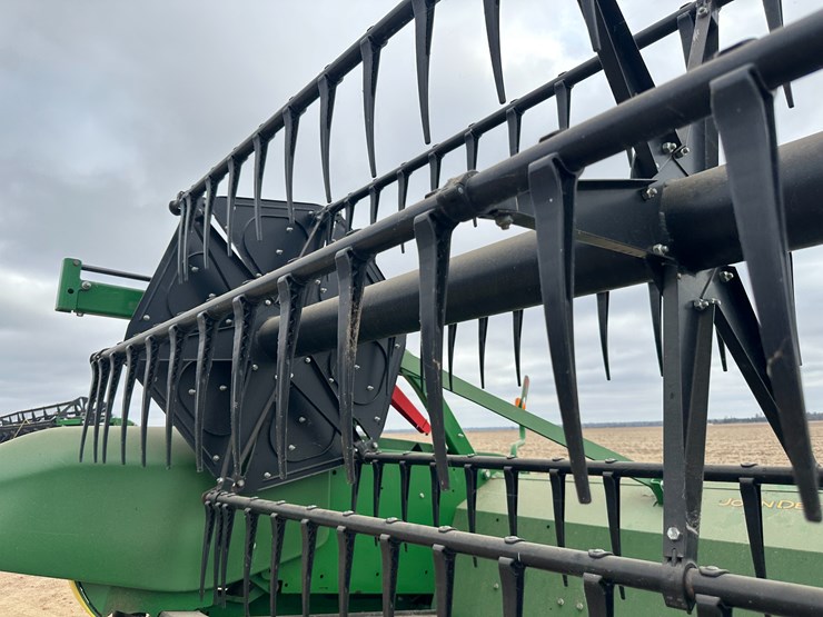 2017-john-deere-640fd-image-42