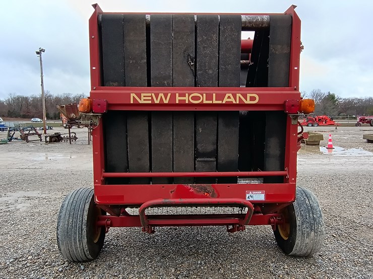 new-holland-678-image-4
