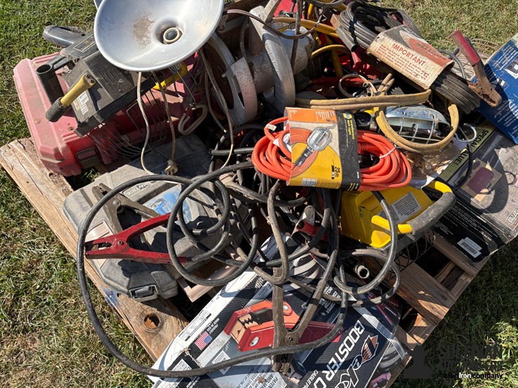 misc-pallet-of-shop-tools-image-9