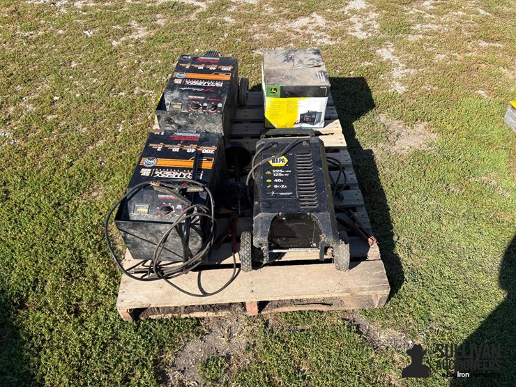 misc-pallet-of-battery-chargers-image-5