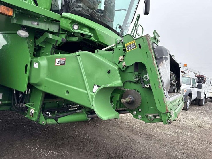 john-deere-s680-image-37