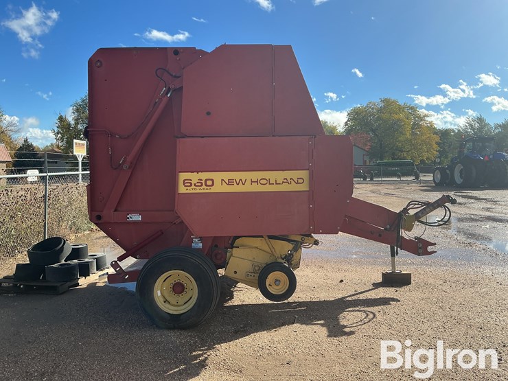 1992-new-holland-660-image-4