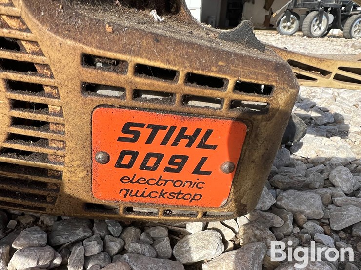 stihl-ms-180c-&-009-l-chain-saws-image-9