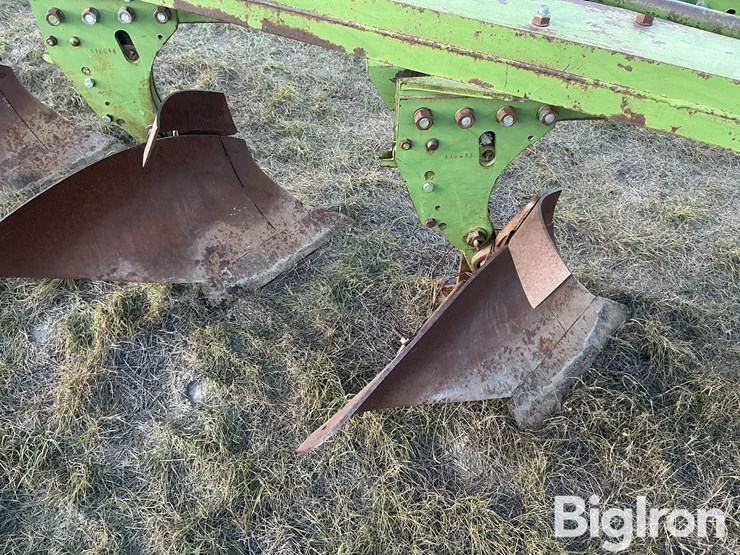 john-deere-7-image-12