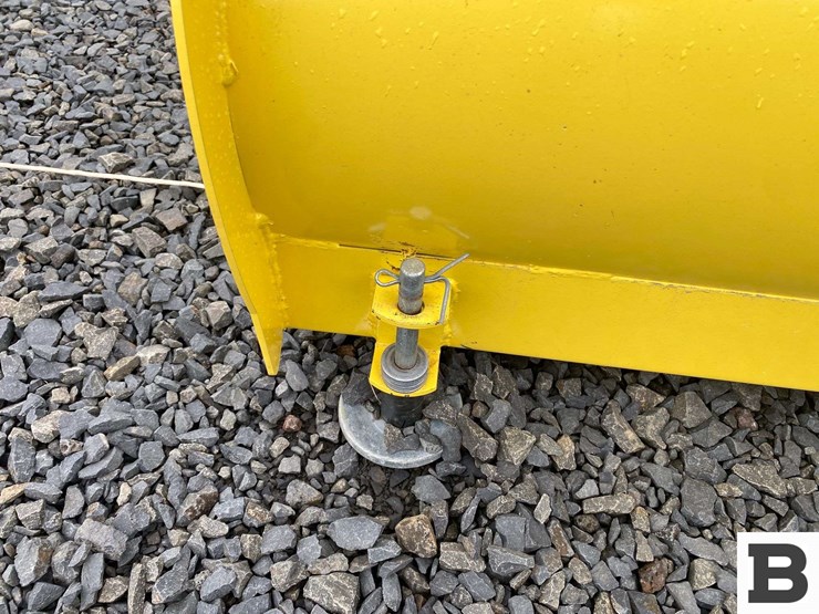 6'-atv-snow-plow-attachment-image-12