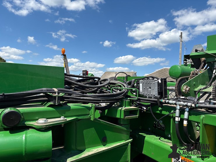 2013-john-deere-1770nt-image-19