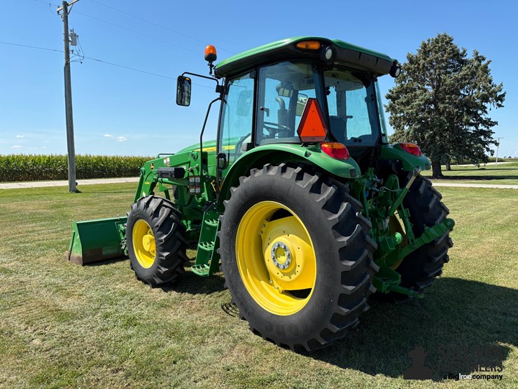 2015-john-deere-6140d-image-7