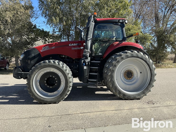 2022-case-ih-magnum-310-image-8