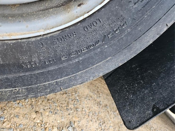 #3284-•-2003-gmc-c5500-aerial-truck-image-55