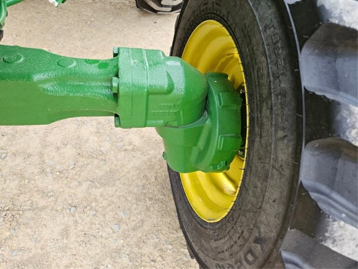 #3081-•-john-deere-4052-4x4-tractor/-400e-loader-image-38