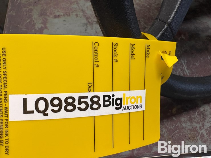 john-deere-200-image-10