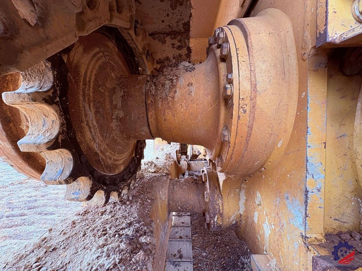 2019-caterpillar-d6t-xw-image-32