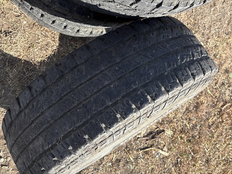 yokohama-lt275/70r18-tires-image-18