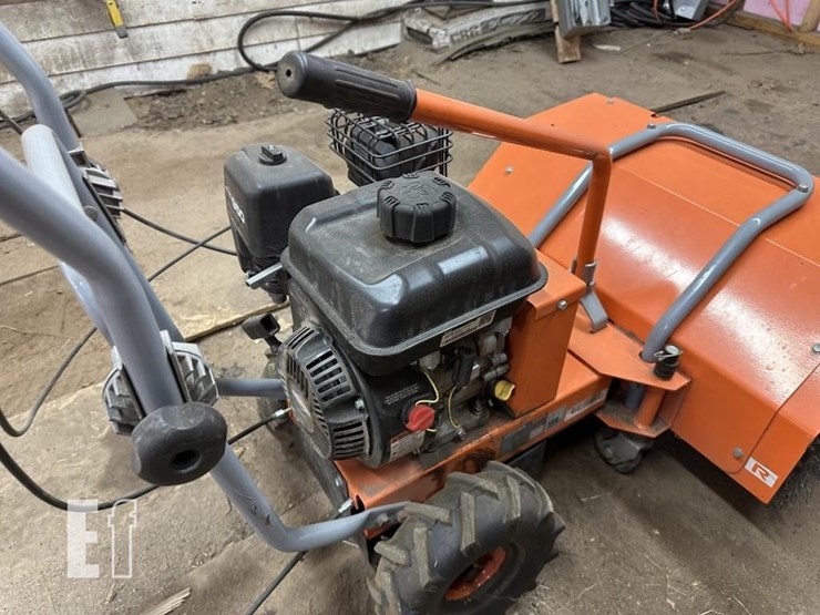 yardmax-walk-behind-power-broom-image-7