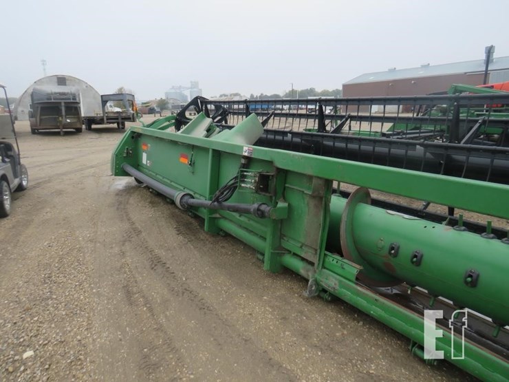 john-deere-635f-image-11