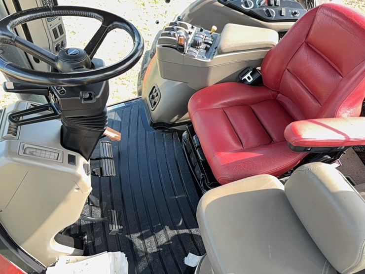 case-ih-magnum-335-image-99