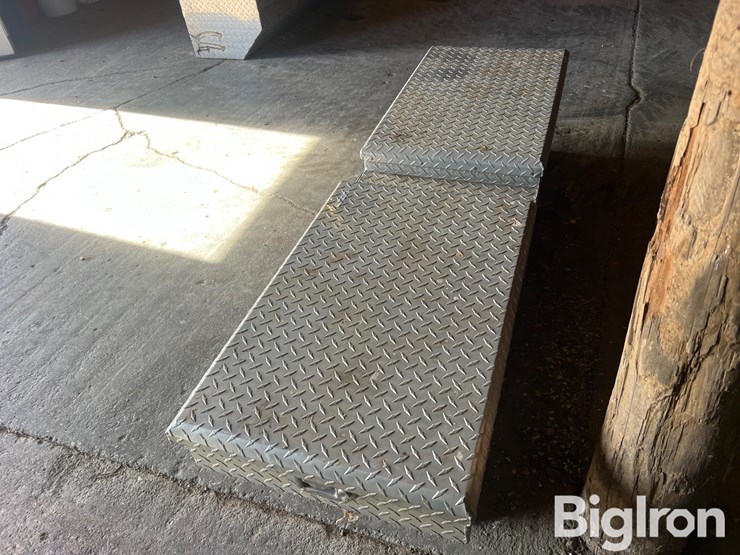 truck-bed-toolbox-image-8