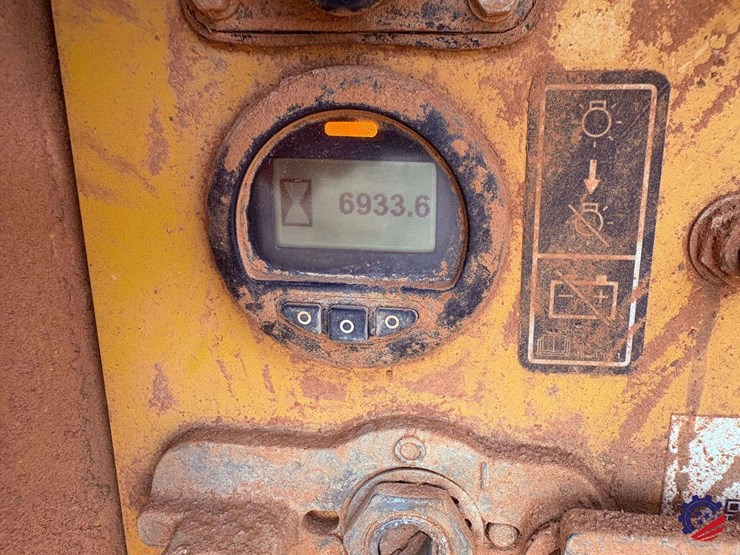 2019-caterpillar-d6t-xw-image-102