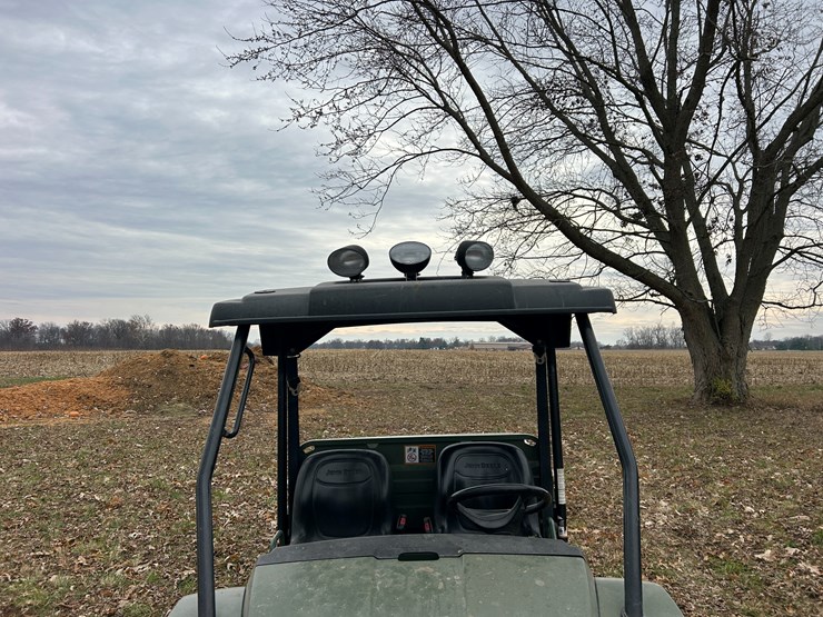 john-deere-gator-image-9