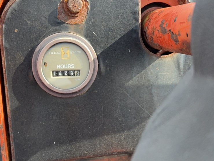 ditch-witch-2300-image-14