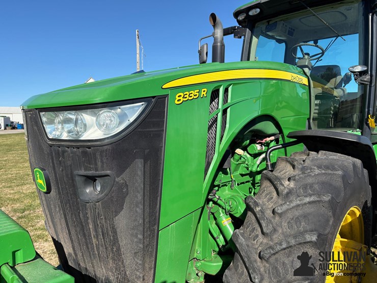 2012-john-deere-8335r-image-16