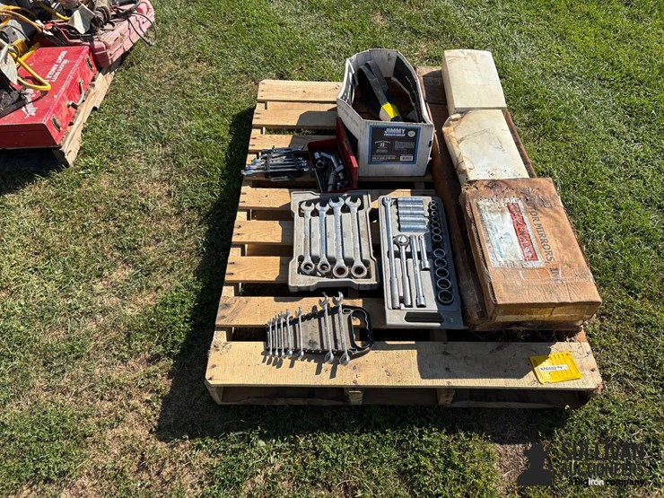 misc-pallet-of-tools-&-parts-image-7